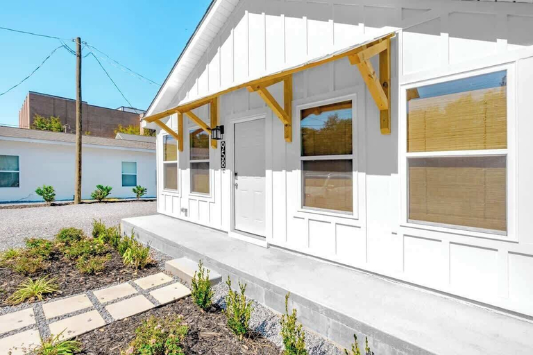 Exterior detail 2, Captain's View at The Mariner's Helm, Harrison