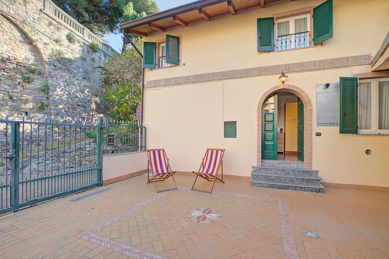 Terrace/patio, Queen Elena Home Centro Sanremo 2BR w/ Terrace, Imperia