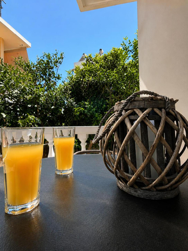 Food & Drinks 5, Rodon Manor, Crete