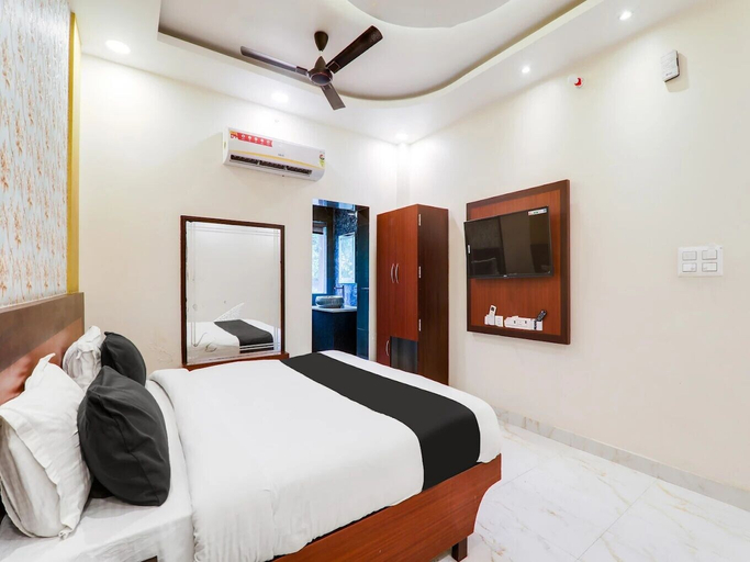Room 4, Hotel Dev International, Lucknow