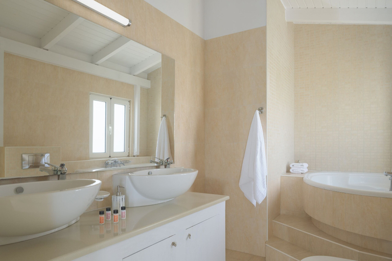 Bathroom 4, Foothills Blue Villa, Crete