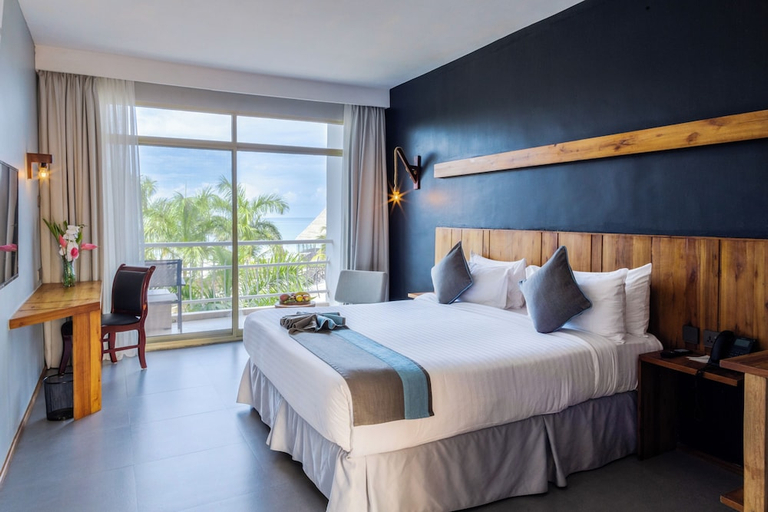 Bedroom 2, Giraffe Beach Hotel Dar es Salaam, Kinondoni