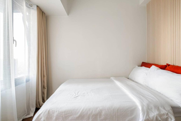 Bedroom 3, Modern 2BR Condo Makati with Netflix & Wifi, Makati City