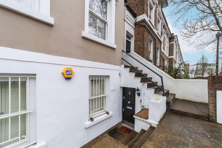 Exterior & Views 2, Stylish Shepherd's Bush Flat With Patio, London