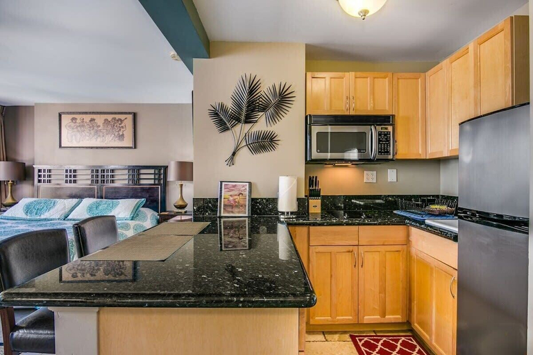 Interior 5, Marbella Lane - Mountain View Studio, Honolulu