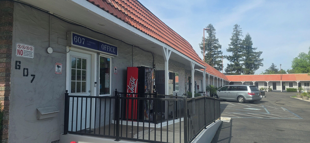 Exterior 4, WINE COUNTRY INN, San Joaquin