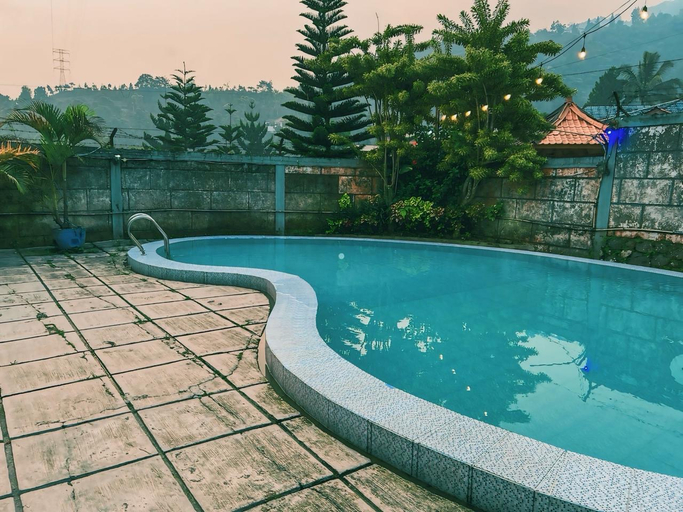 Others 2, Villa Catania Hills, Bogor