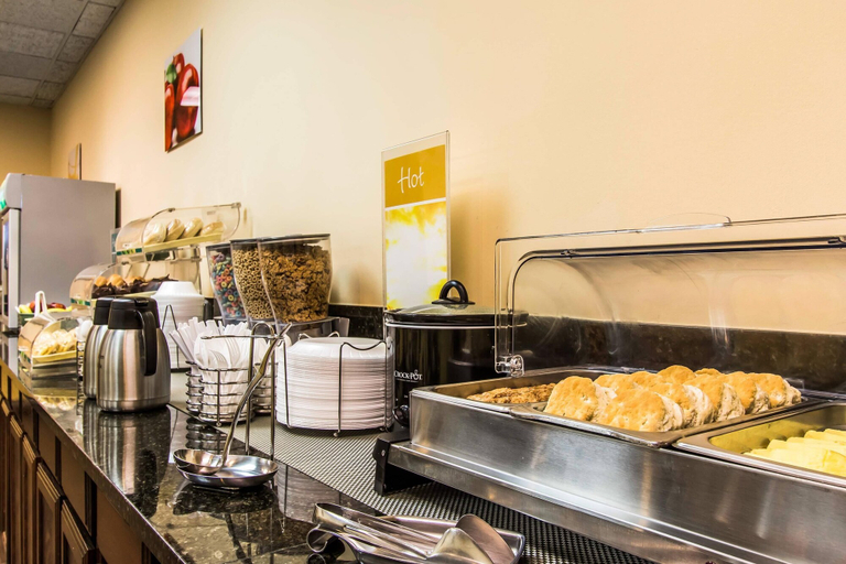Food & Drinks 5, Quality Inn Duncan Hwy 81, Stephens