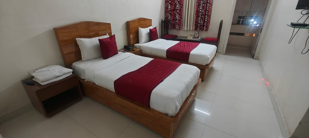 Room 5, Great Punjab Aurangabad, Aurangabad
