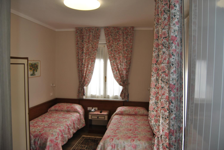 Bedroom 3, Hotel Villa Mon Toc, Verbano-Cusio-Ossola