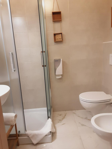 Bathroom 5, Officina Urban Sleep, Ascoli Piceno