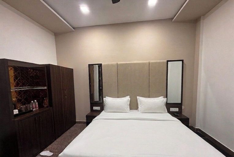 Others 3, Hotel Pratap Palace, Bharatpur