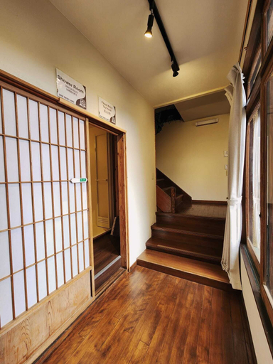Bathroom shower 3, Snow Monkey Lodge - Hostel, Yamanouchi