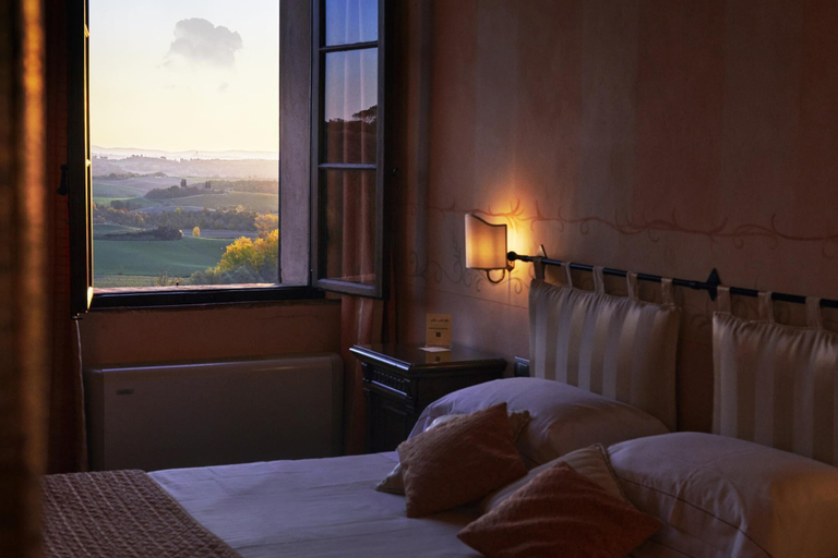Bedroom 3, Villa Curina Resort, Siena