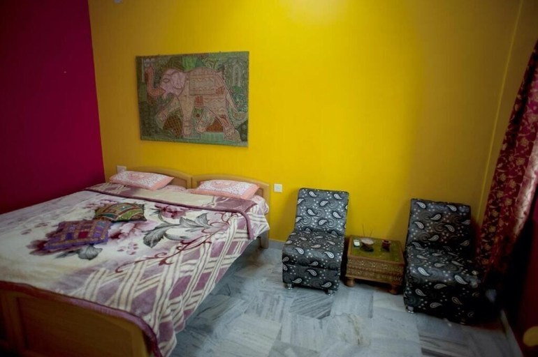 Bedroom 2, Ganpati Guest House, Varanasi