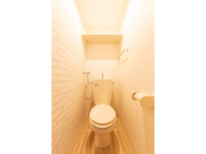 Bathroom 5, EVE, Sapporo