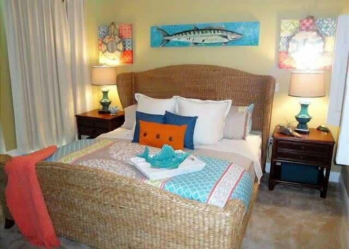 Room 2, Gulf View Watch, Harrison