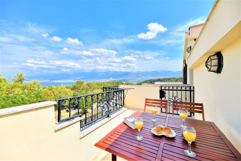 Others 3, Apartments Lucija, Novigrad