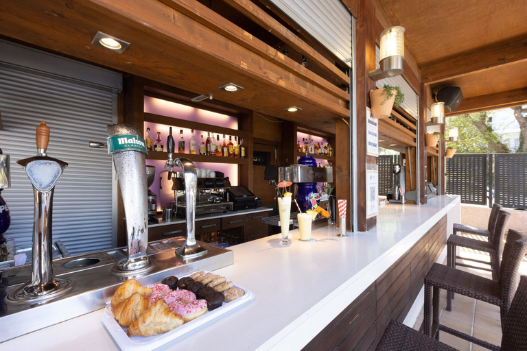 Food & Drinks 5, Hotel Pabisa Chico, Baleares