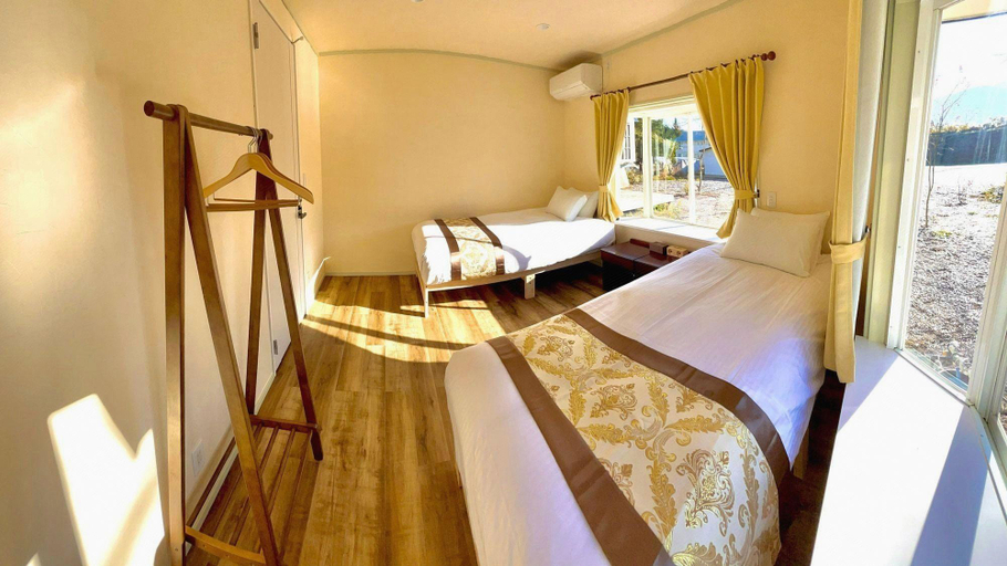 Bedroom 2, Meteor Garden, Hakuba