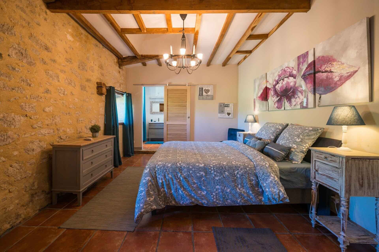 Bedroom 3, Château Puygrenier, Dordogne
