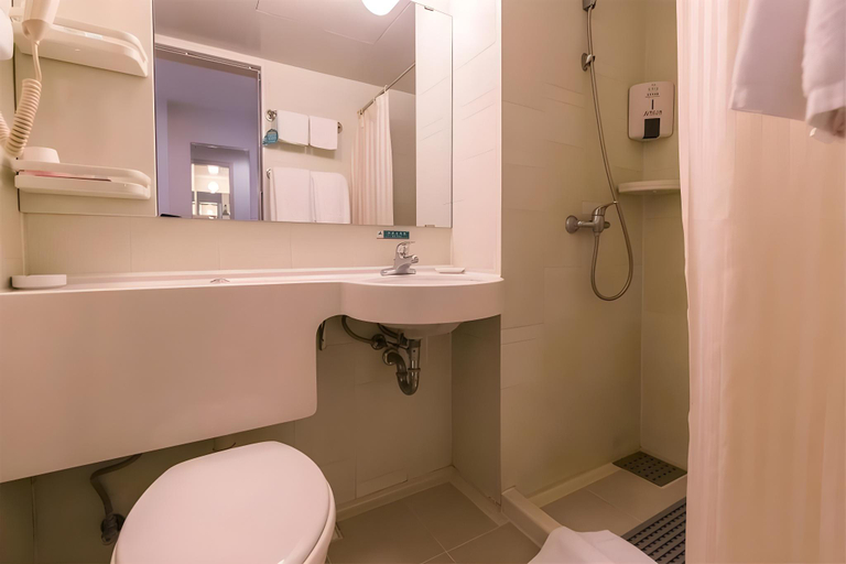 Bathroom 4, Jinjiang Inn Haikou Dongfengqiao, Haikou