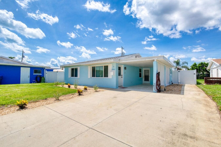 Interior 3, Tropical Vibes Bungalow w Pool, Volusia