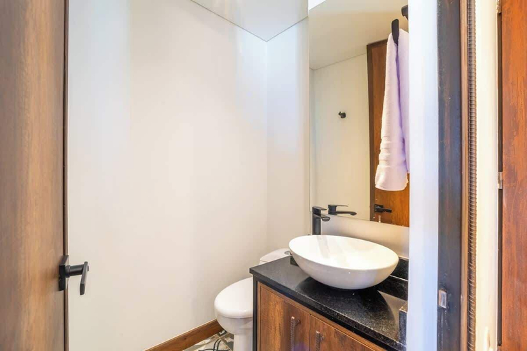 Bathroom 4, Stunning Studio in Candelaria, Santafé de Bogotá