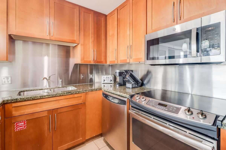 Private kitchen 5, That Driftwood Oasis, Harrison
