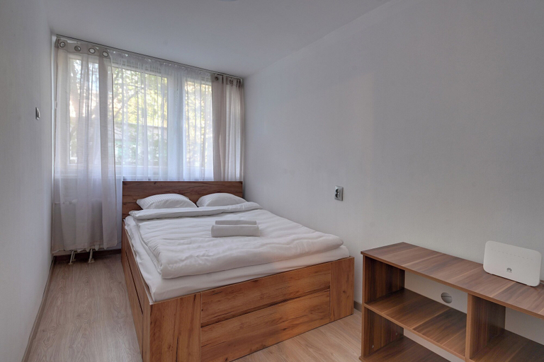 Room 4, RentPlanet - Apartament Zaporoska, Środa Śląska