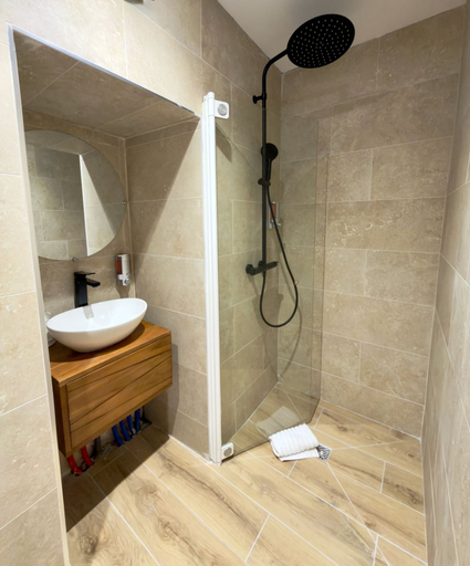 Bathroom 5, Hôtel La Casa Rossa & Spa, Haute-Corse