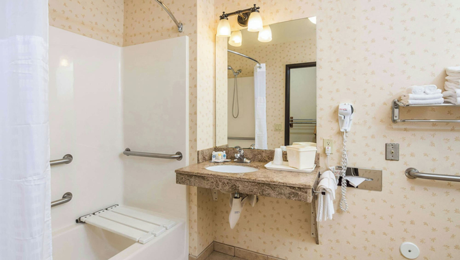 Bathroom 5, Manitou Pikes Peak Hotel, El Paso