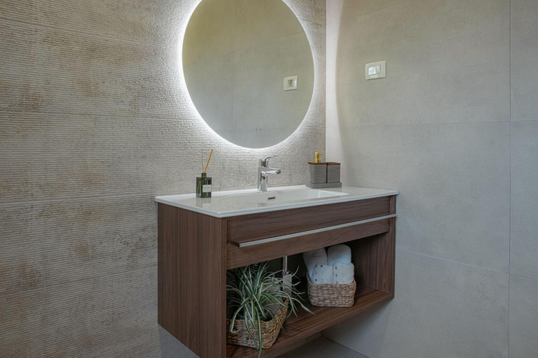 Bathroom 5, Villa Lapidea, Kršan
