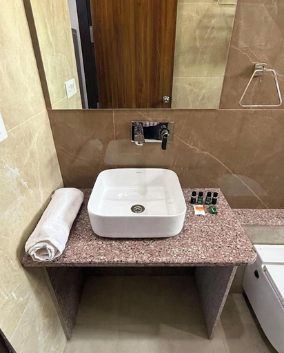Others 1, Hotel Pratap Palace, Bharatpur