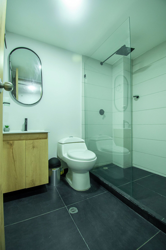 Bathroom 4, Barcelo Coliving, Medellín