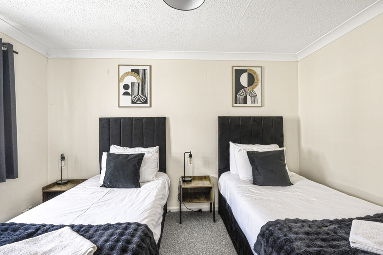Room 3, The Ipswich Snug Spacious 3BR Retreat Free Parking, Suffolk