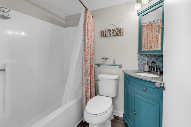 Bathroom 3, Seaside Elegance Your Coastal Getaway, Horry