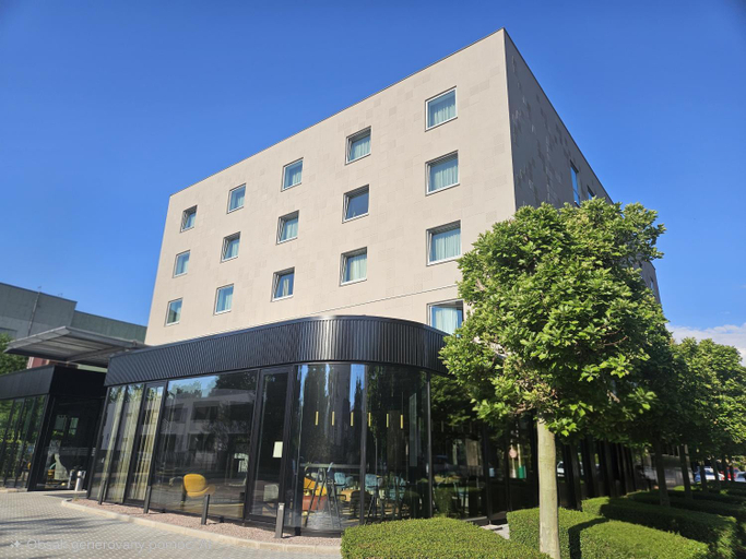 Exterior & Views 1, Hotel Euro, Pardubice