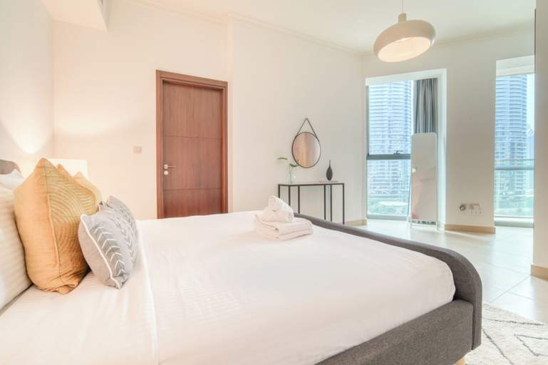 Room 3, Burj Vista 1- Mint Stay, Dubai