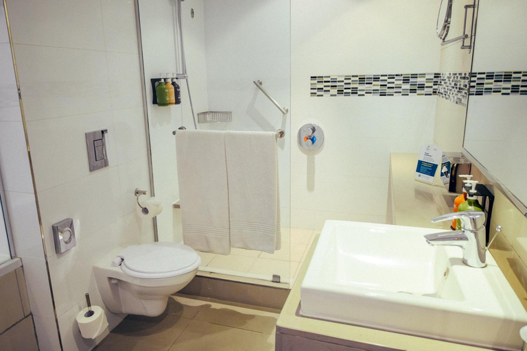 Bathroom 5, Holiday Inn Mauritius Mon Trésor By IHG