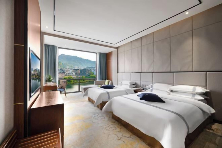 Room 2, Qixinlong Sightseeing Hotel, Qiandongnan Miao and Dong