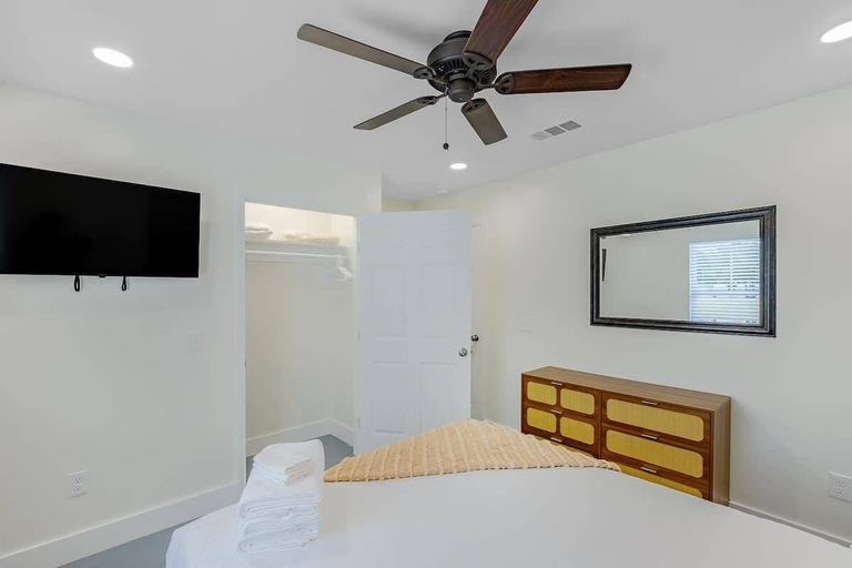 Bedroom 2, Hopkins, Harrison