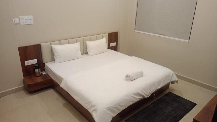 Room 4, Hotel Shankara Inn, Agar Malwa