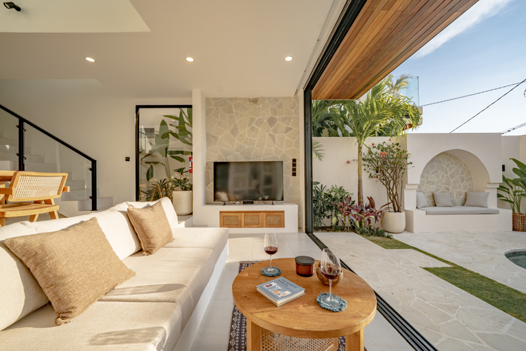 Others 4, Villa Ezra Azul, Badung
