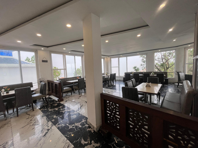 Food & Drinks 4, Hotel Barog Heights, Solan
