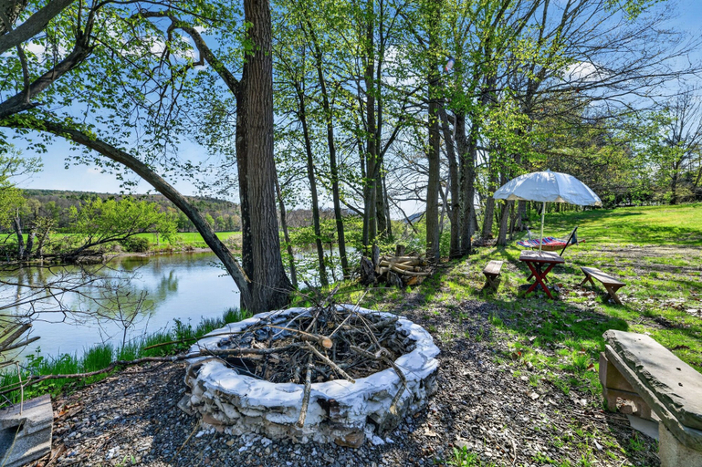 Property grounds 2, Unadilla Riverfront Oasis 3br Sleeps 8 3 Bedroom Home, Delaware