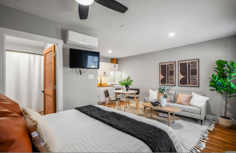 Room 3, Quiet Studio Minutes From Downtown Houston, Houston
