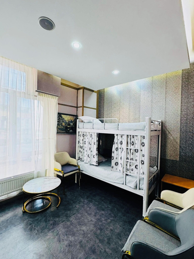 Others 5, Elite Guest House, Ulan Bator