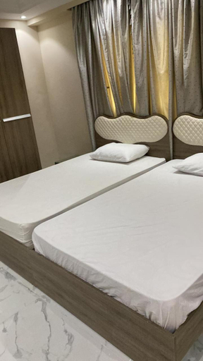 Bedroom, negm shehab hotel, Al-'Ajuzah
