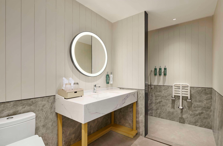 Bathroom 4, Hilton Garden Inn Foshan Lishui, Foshan